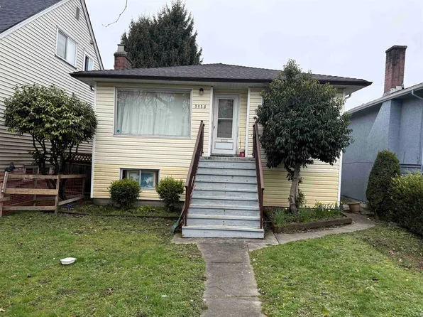 3025 E 45th Ave, Vancouver, BC V5R 3C6