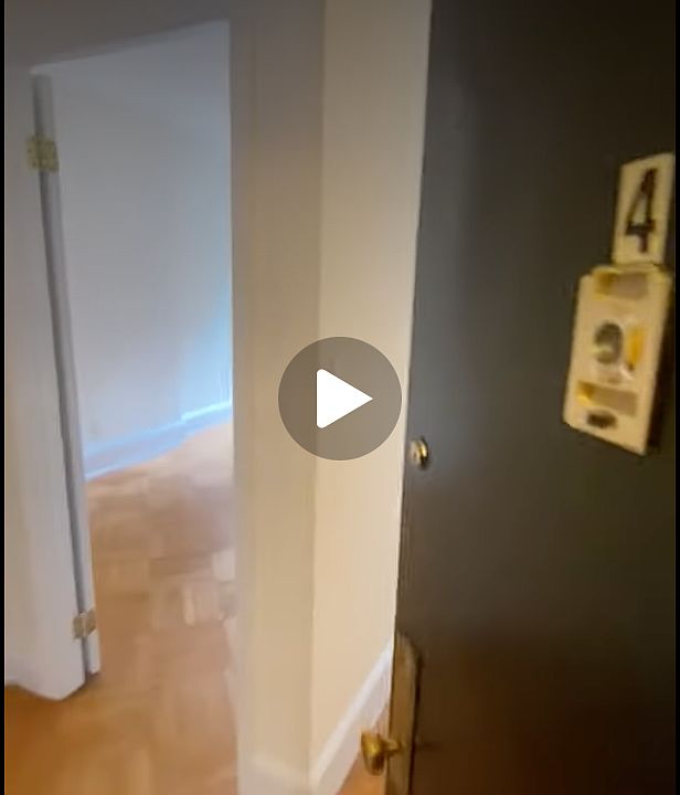 1st image of 789 Lexington Ave APT 4