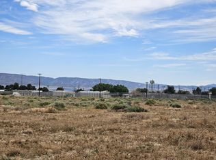 Vic 56 St, Lancaster, CA