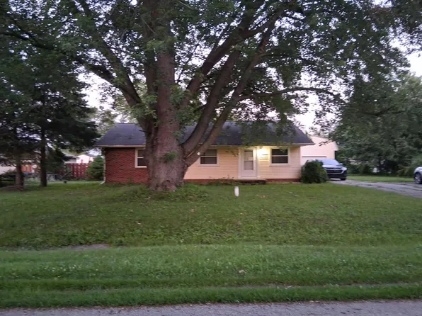 8704 Plankweld Dr, Monroe, MI 48162