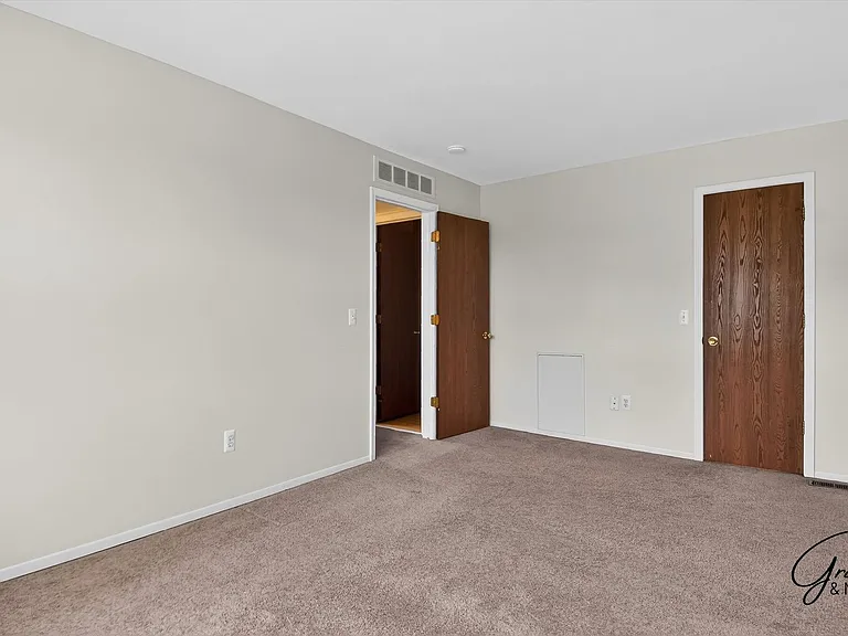 15834 N Franklin Dr — Photo 20