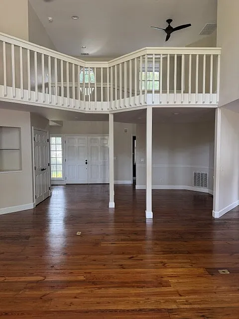 4 bed, 3.5 bath, 2675 sqft, $4,300 — Photo 3