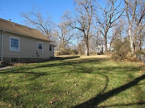 2nd image of 4000 E 58th St
