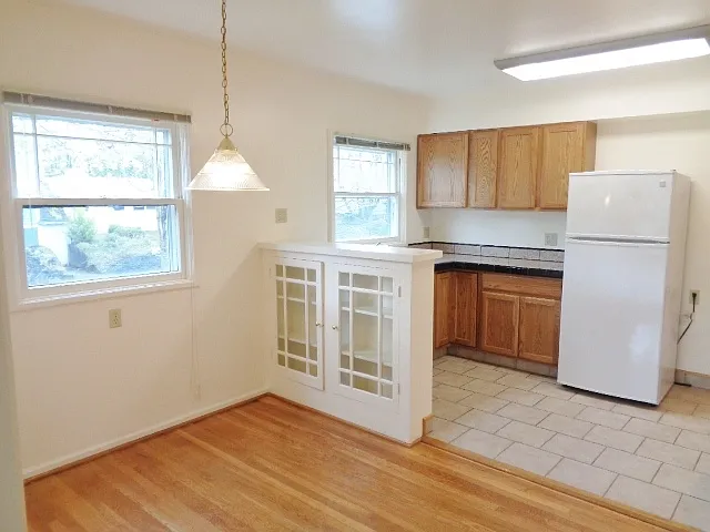 ne12a — Photo 3