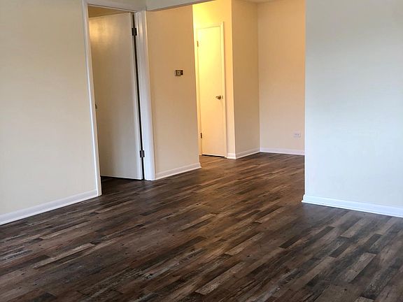 2nd image of 8500 W 87th St APT 4