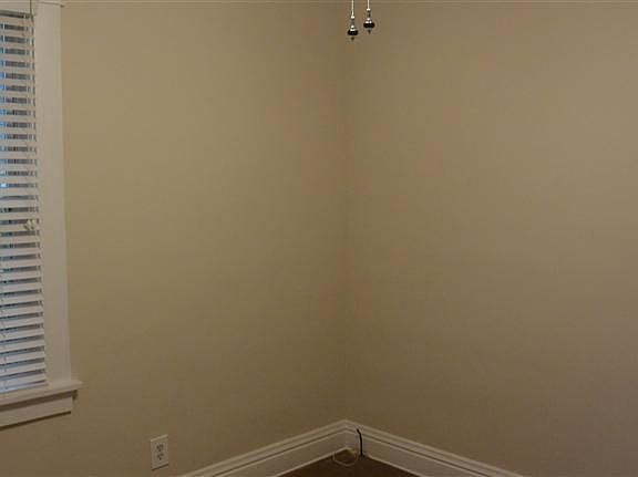 5th image of 317 N Wall St