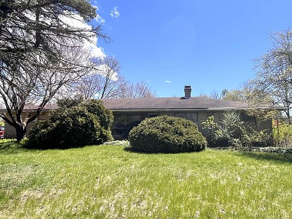 2nd image of 2619 E Bard Rd