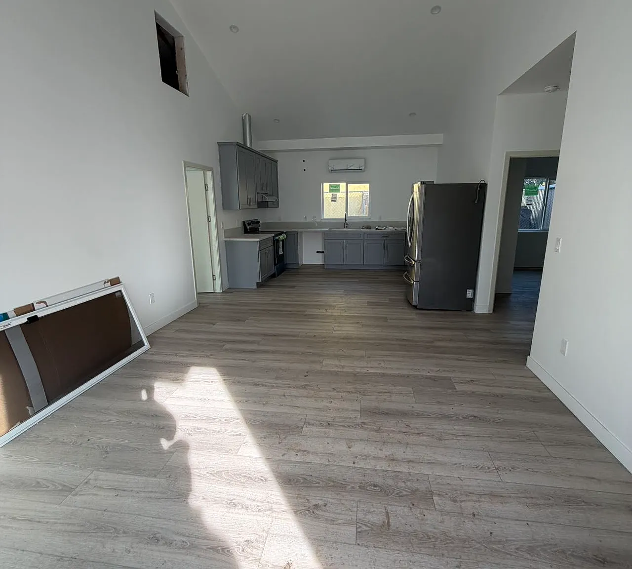 3 bed, 2.5 bath, $3,500 — Photo 4