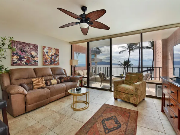 30 Hauoli St APT 304, Wailuku, HI 96793
