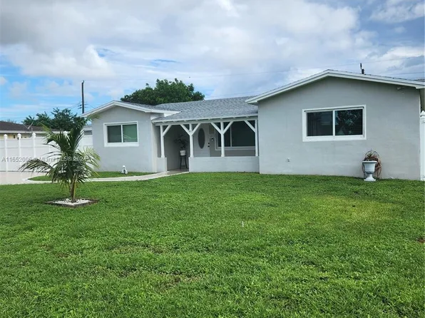 6425 Flagler St, Hollywood, FL 33023