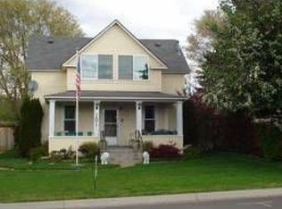 101 E Charron Rd, Moxee, WA 98936