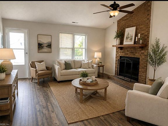 2nd image of 1933 Aquamarine Dr