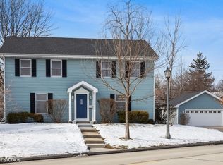 214 Bluff Ave, La Grange, IL 60525