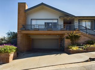 211 6th St #B, Pacific Grove, CA 93950