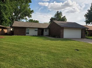 2313 Double Tree Ln, Enid, OK 73703