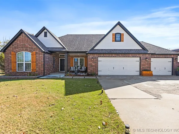 5301 Saddle Ln, Skiatook, OK 74070