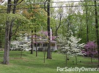 65 Summerfield Rd, Belvidere, NJ 07823