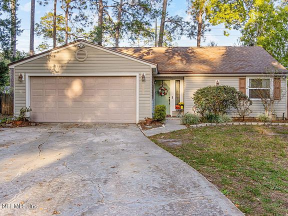 2nd image of 10149 SUMMER PINES Court