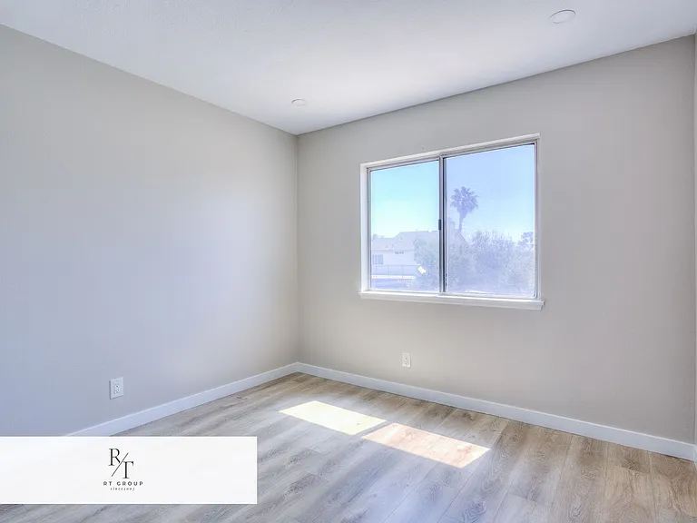 15326 Swarens Ct — Photo 25