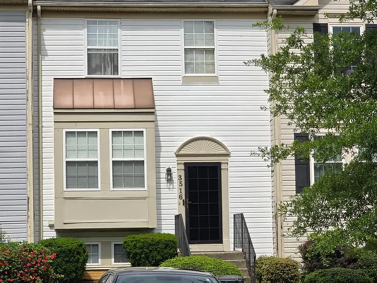 3516 Community Dr — Photo 1