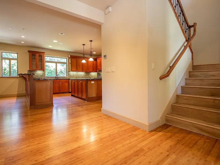 120 Misty Ct — Photo 16
