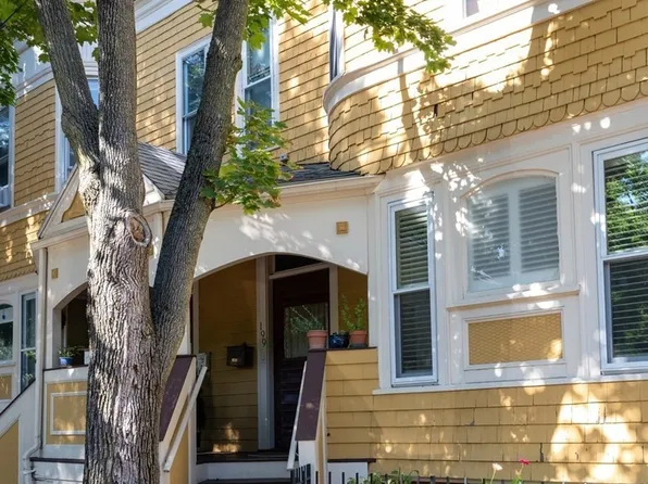 199-201 Hamilton St Unit 2, Cambridge, MA 02139