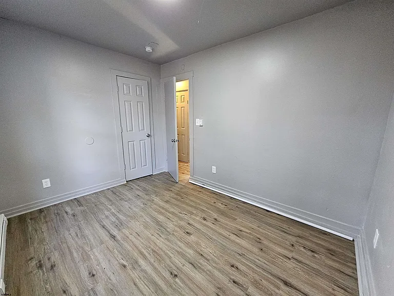 709 Adriatic Ave — Photo 6