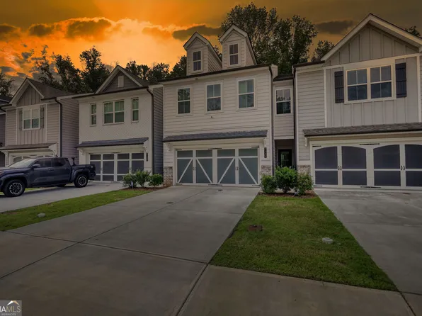5137 Sidney Square Dr, Flowery Branch, GA 30542
