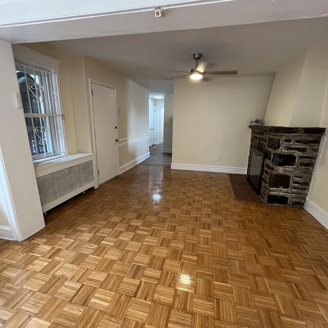 2 bed, 1.0 bath, 800 sqft, $1,650 — Photo 2