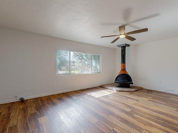 4th image of 6605 Elwood Dr NW