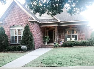 237 Prestwick Dr, Dothan, AL 36305