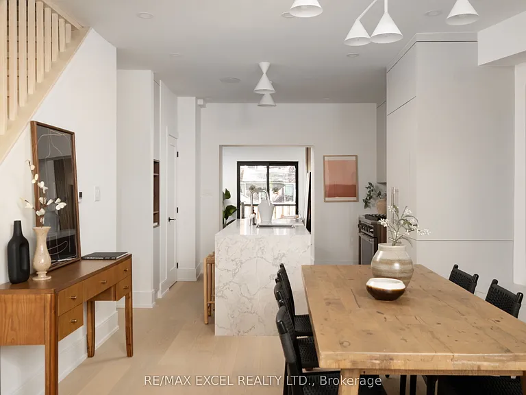 254 Bain Ave — Photo 11