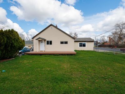 3701 N Lidgerwood St, Spokane, WA, 99207