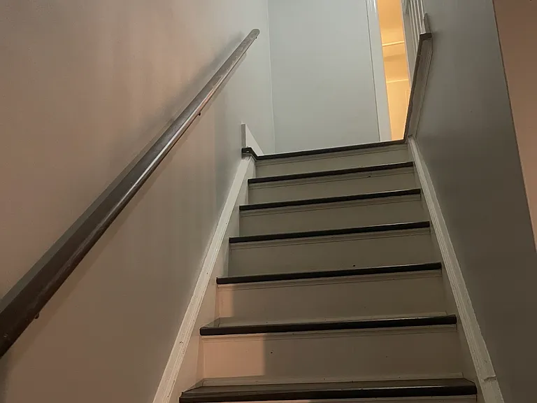 49 Hollywood Ave #2 — Photo 3