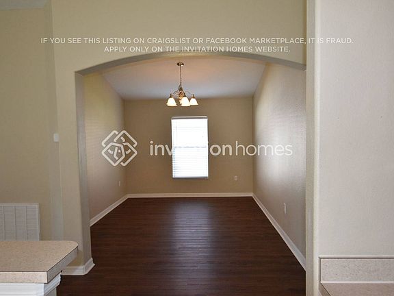 5th image of 4716 Harts Brook Ln