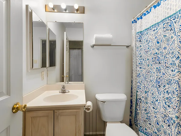 1501 N Rambling Way — Photo 10