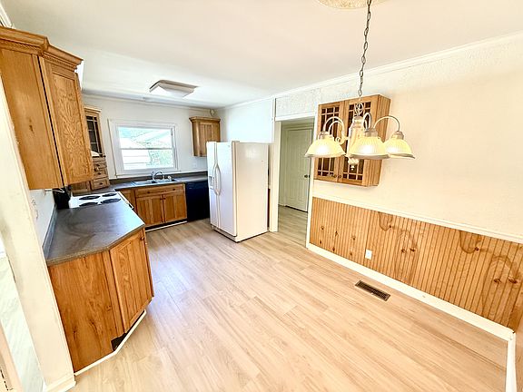 4th image of 1602 Glenside Dr