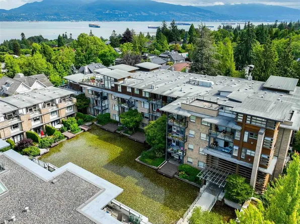 5955 Iona Dr #207, Greater Vancouver, BC V6T 2L4