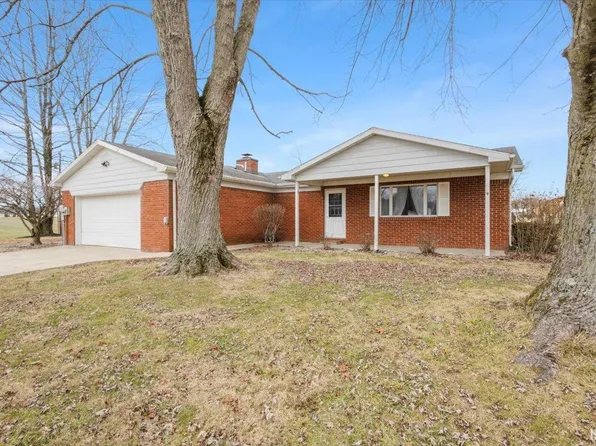 5470 W Shadybrook Dr, Bloomington, IN 47403