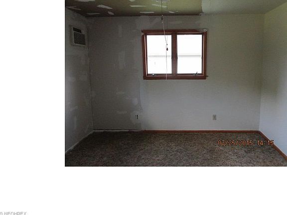 5th image of 54266 Captina Dr