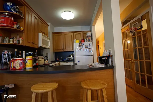 Rented by Citi Habitats | media 10