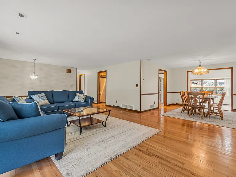 90 Rolling Ridge Rd — Photo 4