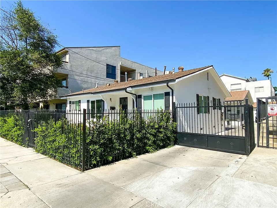 5238 Denny Ave #D