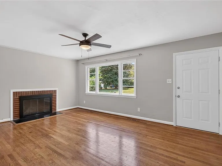 2232 Poplar Point Rd — Photo 8
