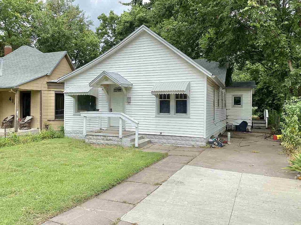 1st image of 412 W 3rd St