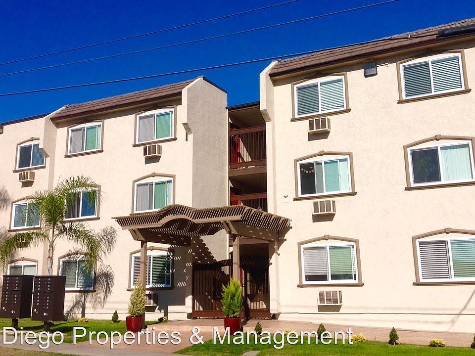 1st image of 3060 B St APT 03