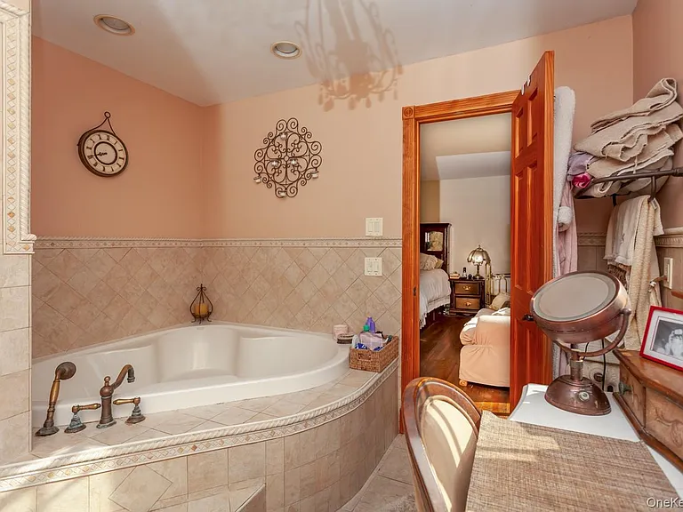 15 Cindy Ln — Photo 20