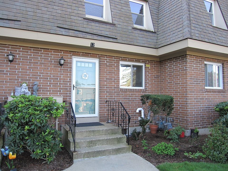 1st image of 12 Walcott Valley Dr