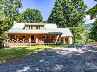 187 W Wilderness Rd, Lake Lure, NC 28746