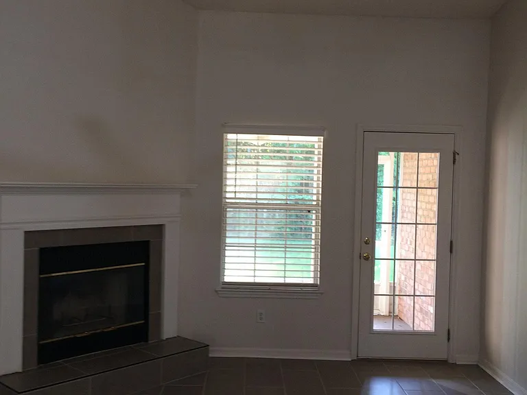 690 Coral Trace Blvd — Photo 7
